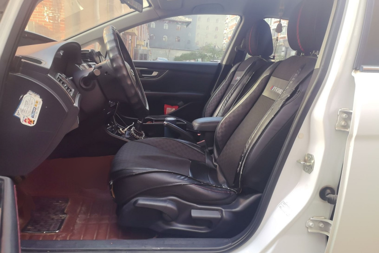 长城C50 2014款 升级版 1.5T 手动时尚型中控内饰19