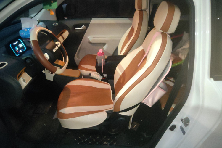 长安启源 长安Lumin 2022款 155km 清甜款中控内饰19