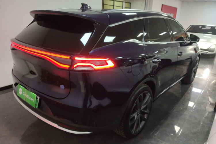 比亚迪 唐新能源 2019款 EV600D 四驱智联创世版车身外观7