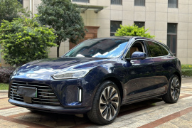 鸿蒙智行 问界M5 2022款 增程四驱旗舰版