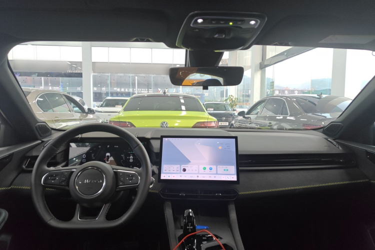 领克03 2023款 1.5TD DCT劲Plus中控内饰12