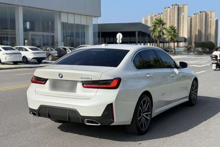 宝马3系 2023款 320Li M运动套装车身外观6005