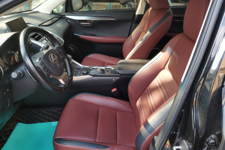 雷克萨斯NX 2015款 200t 全驱 锋尚版中控内饰19