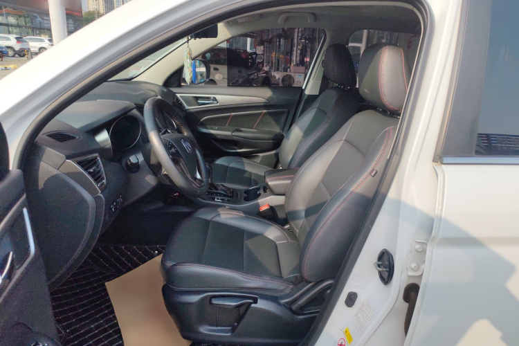 长安CS75 2016款 1.8T 自动精英型 国V中控内饰19