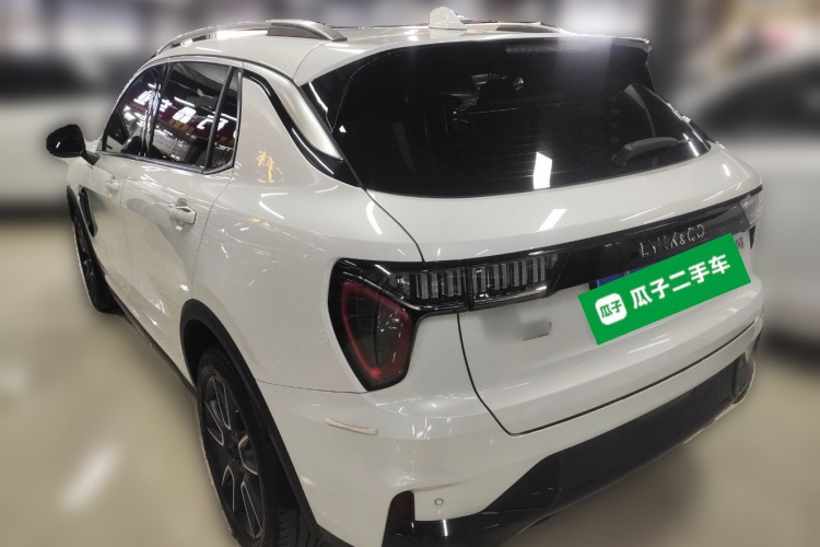 领克01 2021款 2.0TD 两驱型Pro车身外观5