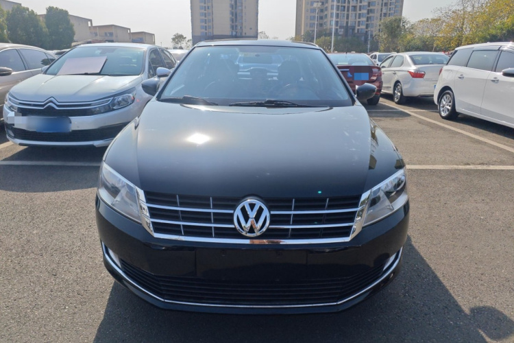 大众 朗逸 2013款 改款经典 1.6L 自动舒适版车身外观2