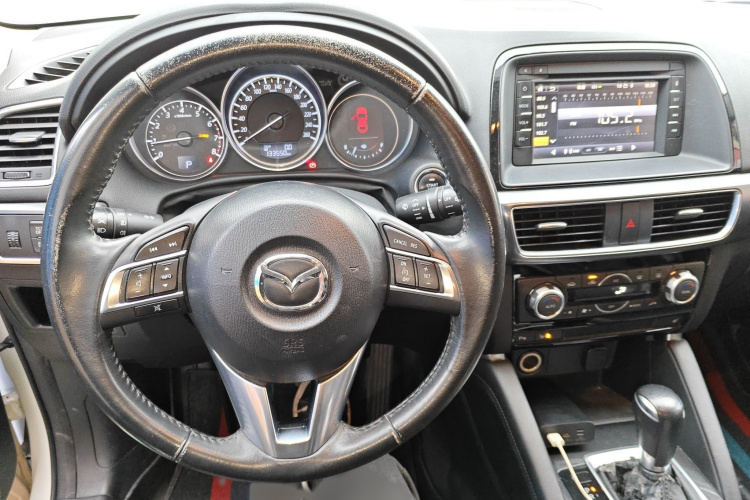 马自达CX-5 2015款 2.5L 自动四驱尊贵型中控内饰7002