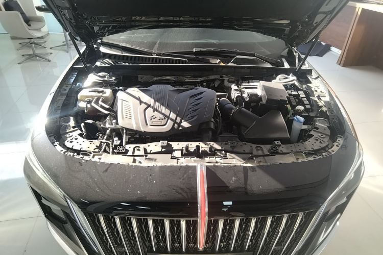 红旗H5 2024款 1.5T DCT智联旗韵版机舱底盘24