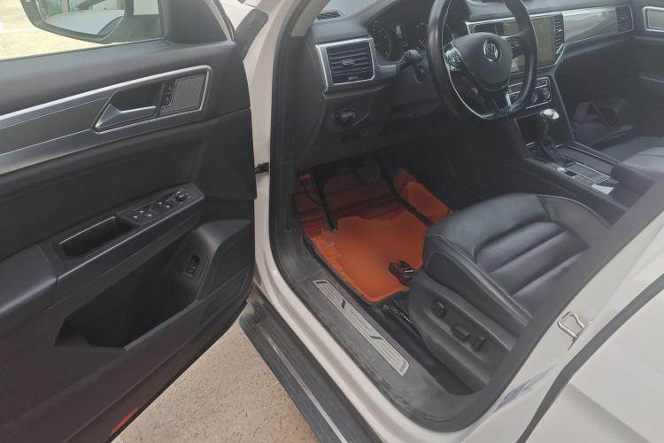 大众 途昂 2019款 330TSI 两驱豪华版 国VI中控内饰20