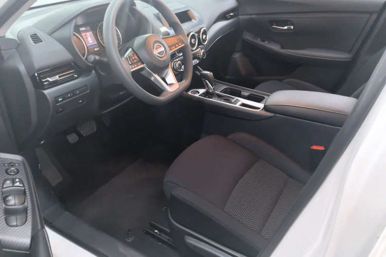 日产 轩逸 2023款 1.6L CVT舒享版局部细节19