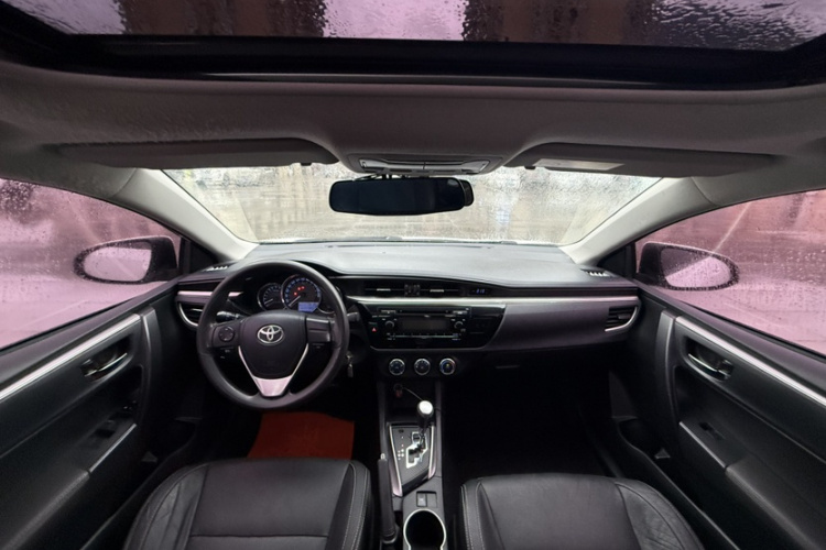 丰田 雷凌 2016款 1.6G-L CVT领先版中控内饰7008