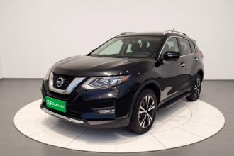 日产 奇骏 2017款 2.5L CVT豪华版 4WD