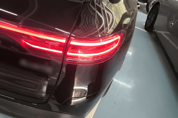 奔驰EQC 2021款 EQC 400 4MATIC车身外观6006