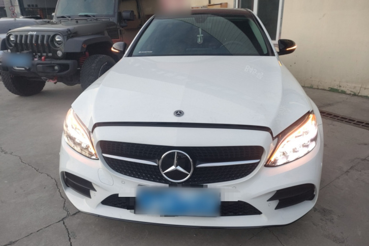 奔驰C级 2021款 C 260 L 运动星耀臻藏版车身外观2