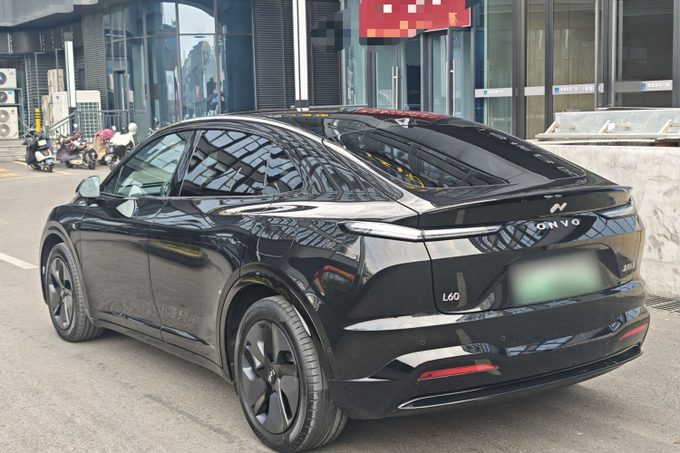 乐道L60 2024款 60kWh 后驱版车身外观6007