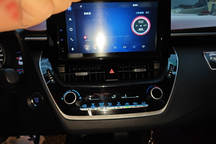 丰田 亚洲狮 2021款 2.0L 豪华版局部细节16