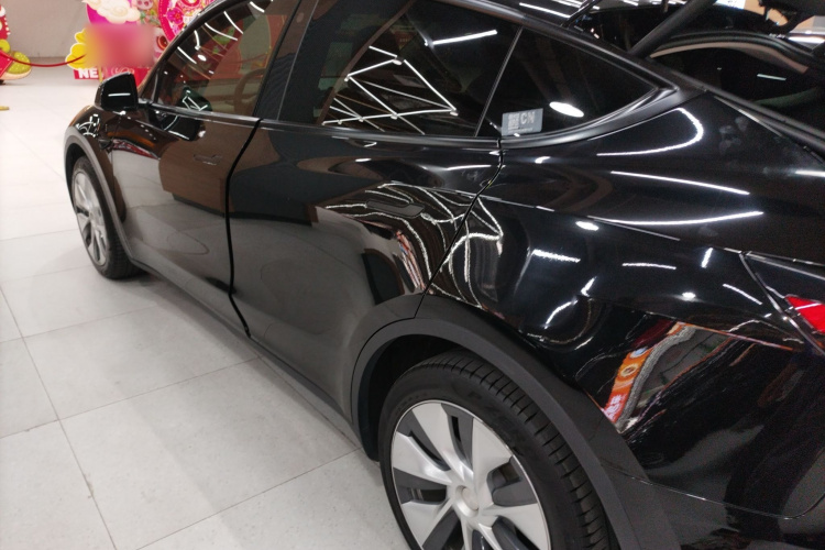 特斯拉 Model Y 2022款 改款 后轮驱动版车身外观6003