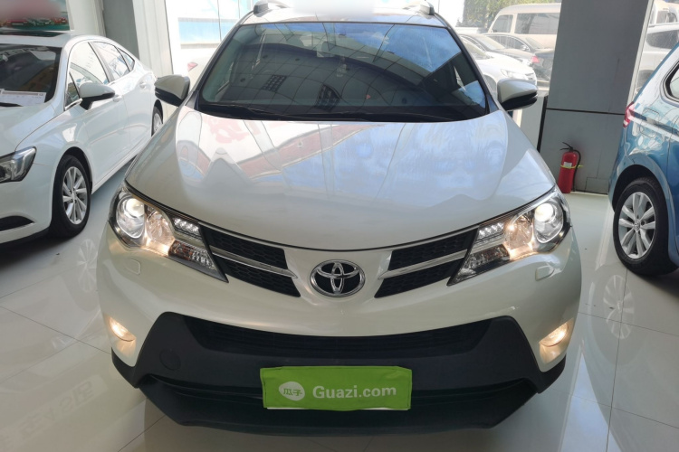 丰田 RAV4荣放 2015款 2.5L 自动四驱精英版车身外观6001