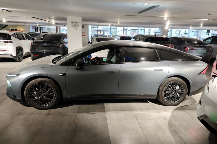 小鹏P7+ 2024款 限定版 Max车身外观4