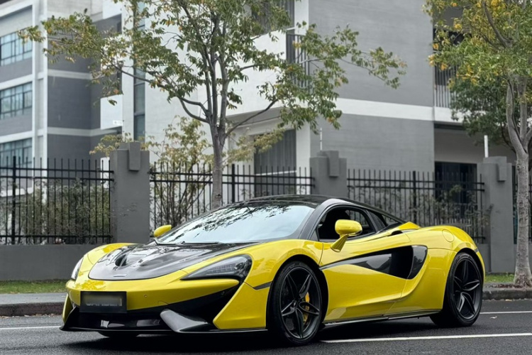 迈凯伦570 2019款 570S 3.8T Coupe车身外观1