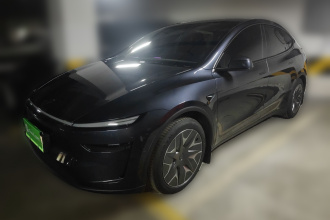 特斯拉 Model Y L 2025款 长续航全轮驱动版