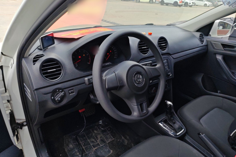 大众 捷达 2015款 质惠版 1.6L 自动时尚型中控内饰12