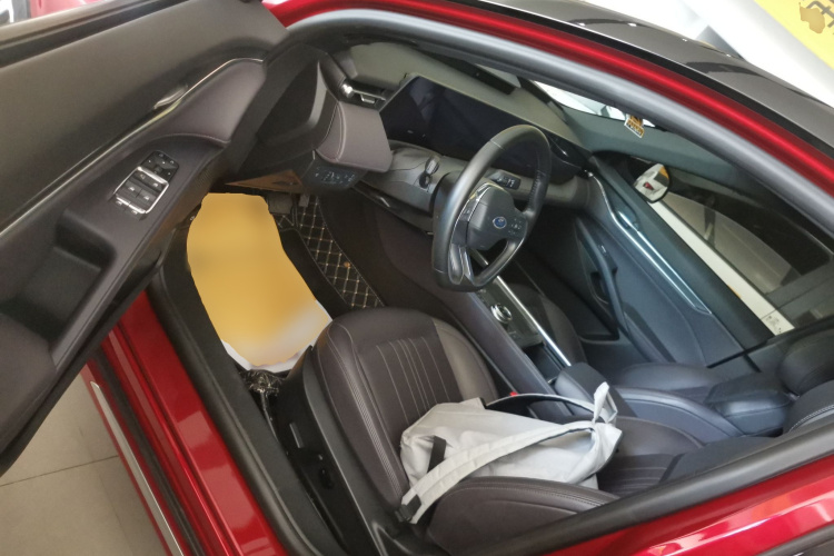 福特 蒙迪欧 2025款 2.0T EcoBoost 至尊型中控内饰20