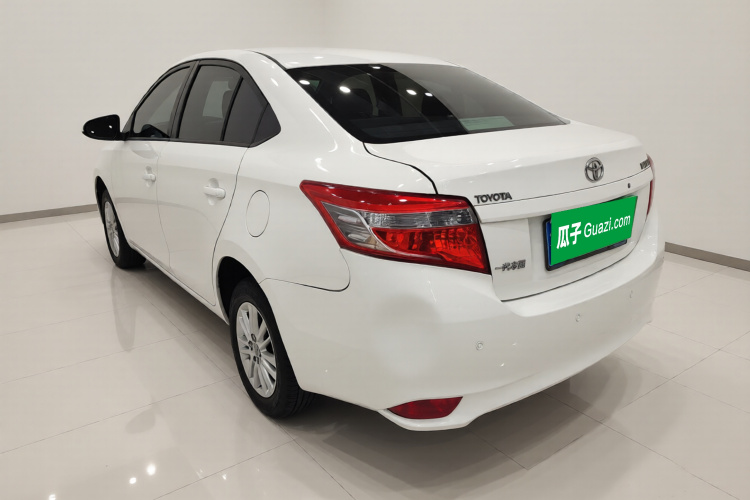 丰田 威驰 2014款 1.3L 手动型尚版车身外观5