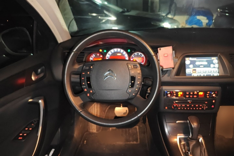 雪铁龙C5 2014款 1.6T 自动尊享型局部细节13