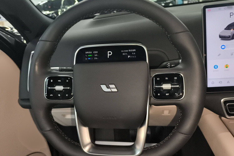 理想汽车 理想L8 2024款 Max中控内饰13