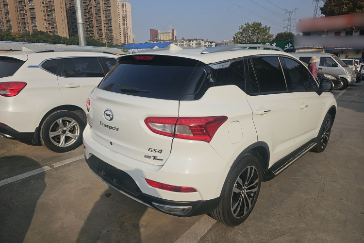 广汽传祺 传祺GS4 2015款 200T G-DCT豪华版车身外观7