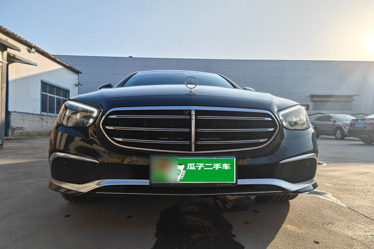 奔驰E级 2023款 改款 E 300 L 豪华型车身外观6004