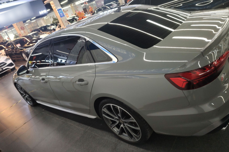 奥迪S4 2020款 S4 3.0TFSI车身外观4