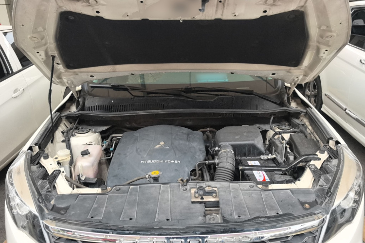 猎豹汽车 猎豹CS10 2017款 2.0T 自动豪华型局部细节24