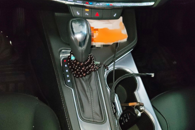 凯迪拉克CT4 2021款 28T 豪华型局部细节18