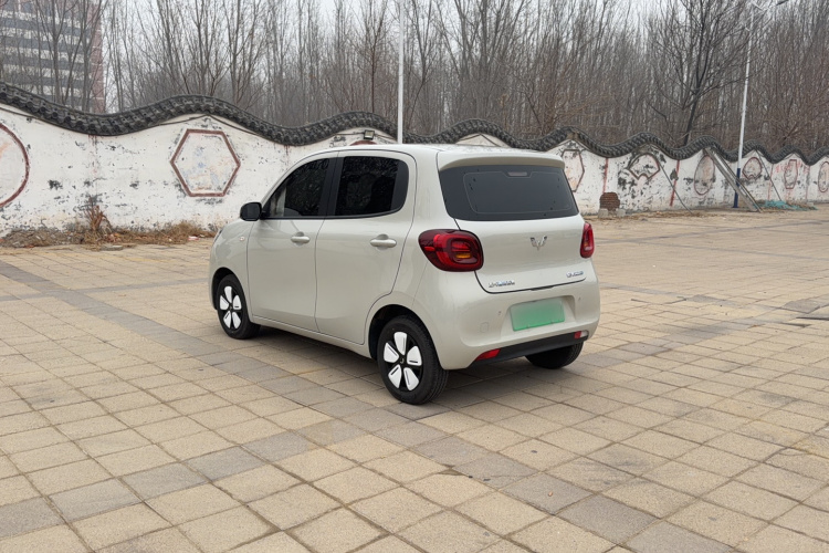 五菱汽车 宏光MINIEV 2025款 四门版 进阶款车身外观6005