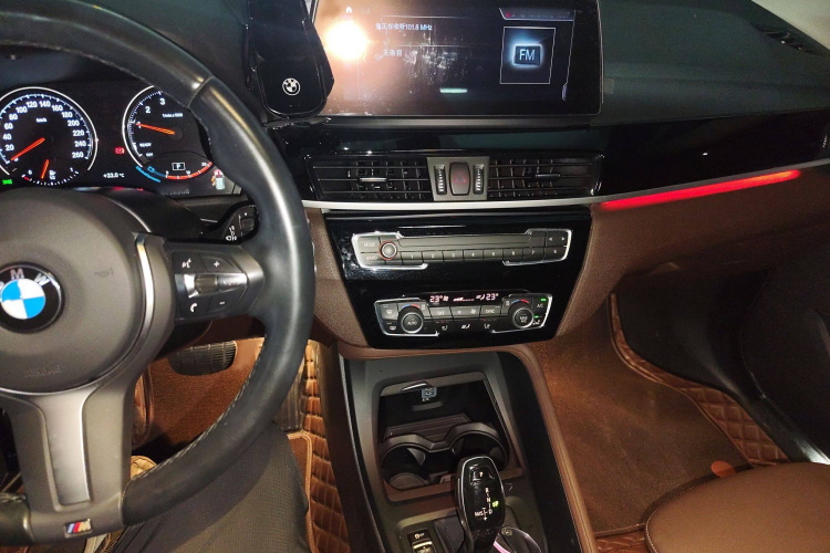 宝马X1 2022款 sDrive25Li 领先型局部细节16