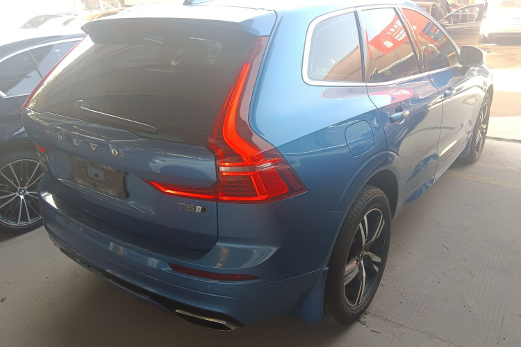 沃尔沃XC60 2018款 T5 四驱智远运动版车身外观7