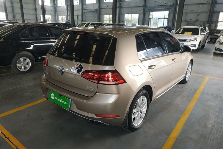 大众 高尔夫 2019款 280TSI DSG舒适型 国VI车身外观7