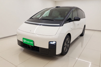 理想汽车 理想MEGA 2025款 Home 家庭特别版