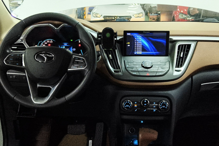 东南DX7 2017款 1.5T 自动荣耀版中控内饰7002