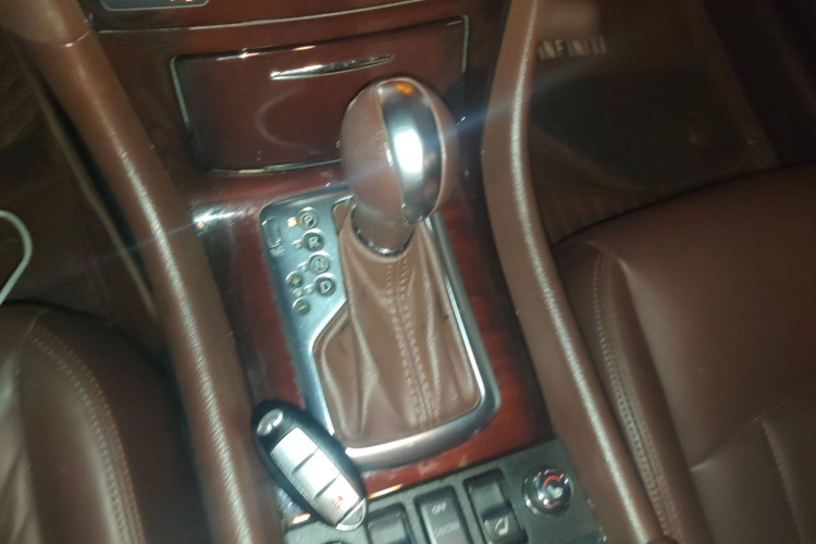 英菲尼迪EX 2011款 EX25 尊雅版局部细节18