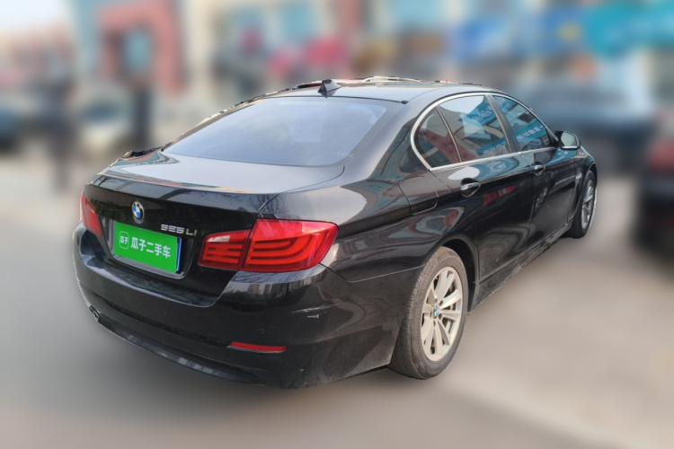 宝马5系 2013款 525Li 豪华型车身外观6005