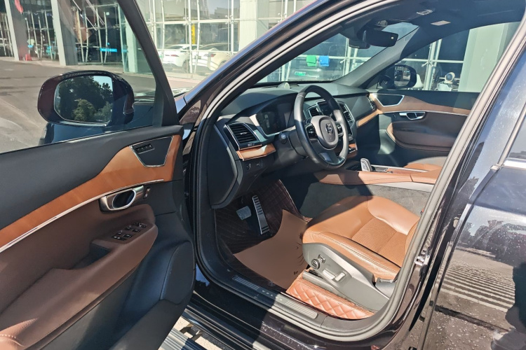 沃尔沃XC90 2021款 B5 智行豪华版 5座中控内饰7003
