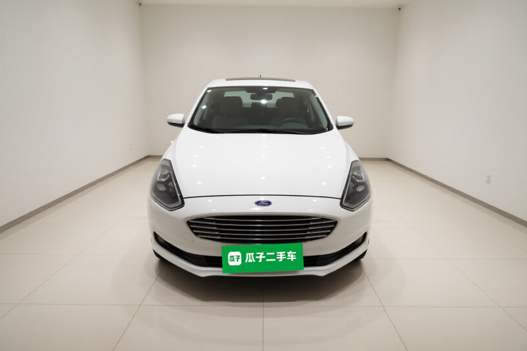 福特 福睿斯 2019款 改款 1.5L 自动悦享型 国VI车身外观2