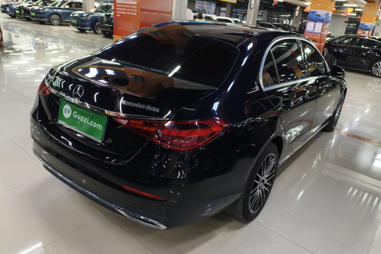 奔驰C级 2024款 改款 C 260 L车身外观7