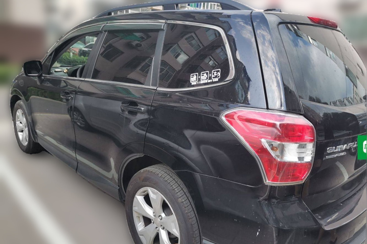 斯巴鲁 森林人 2013款 2.5i 自动豪华版车身外观6003