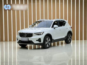 沃尔沃XC40 2024款 B3 智远豪华版