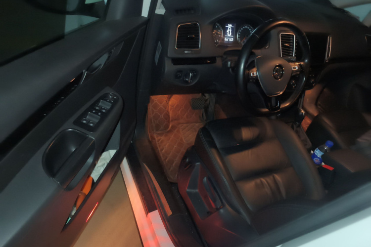 大众 夏朗 2016款 380TSI 尊享型 7座中控内饰20