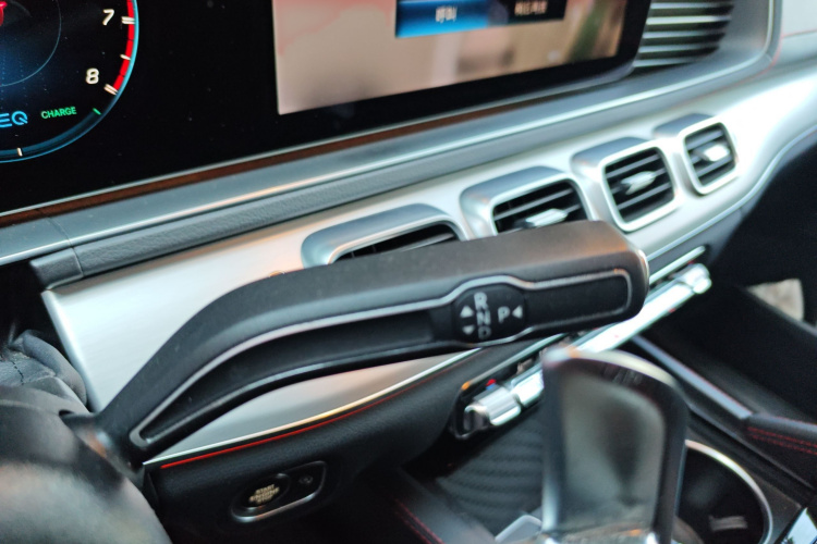 奔驰GLE AMG 2022款 AMG GLE 53 4MATIC+局部细节18